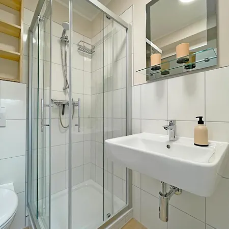 Apartment Ferienwohnung Mitten In Mit Balkon Strandlaufer 2