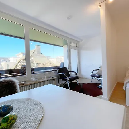 Ferienwohnung Mitten In Mit Balkon Strandlaufer 2 * Westerland